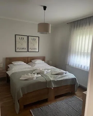Alice Vendeghaz Oda ve Kahvaltı
