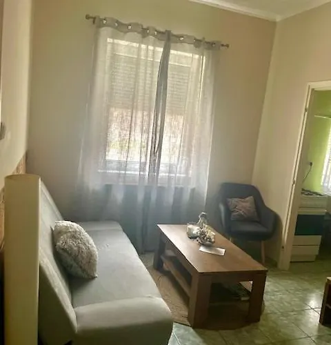 Bed & Breakfast Alice Vendeghaz 3*