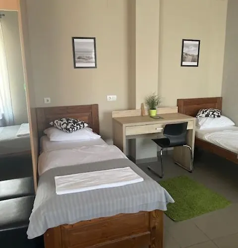 Alice Vendeghaz Bed & Breakfast Kalocsa
