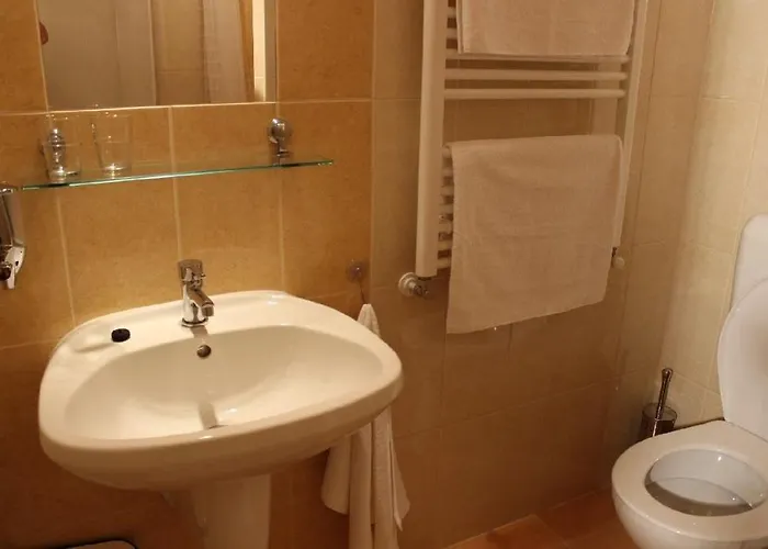 Alice Vendeghaz Bed & Breakfast 3*